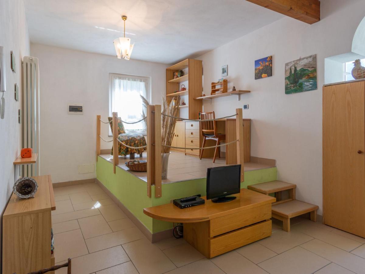 Apartment Elisabetta - Gla115 By Interhome جيرا لاريو المظهر الخارجي الصورة